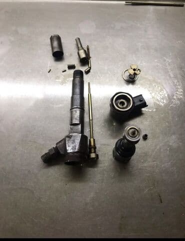 i̇njektor: Dizel enjektoru və hissələri - Şəkildə göstərilən tam komplekt — 1