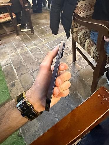 ayfon 22: IPhone 15, 128 ГБ, Black Titanium — 4