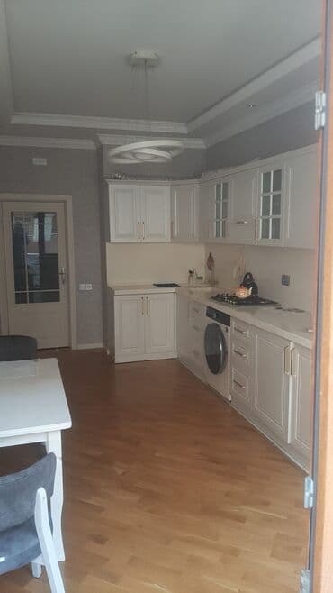 ремонт кухни в хрущевке: Təmirdən sonrakı dəbli interyerlə təqdim olunur geniş dəhliz və rahat — 17