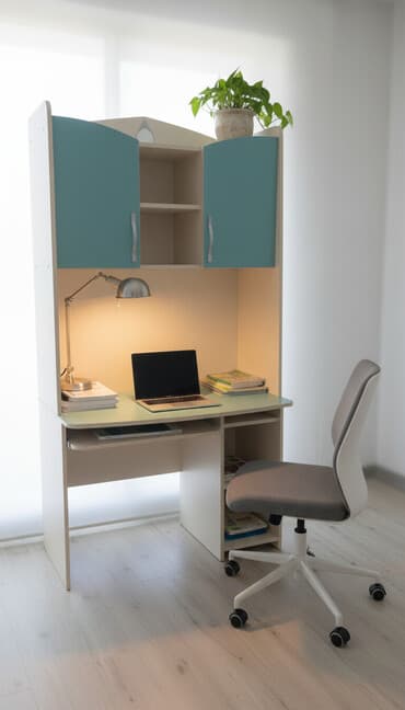 qız üçün dolab: Oğlan və qız üçün, Yazı masası — 1