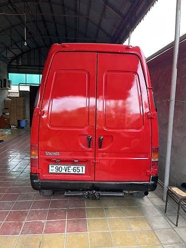 Ford: Ford Transit: 2.5 l | 2000 il 400008 km Van body type — 2