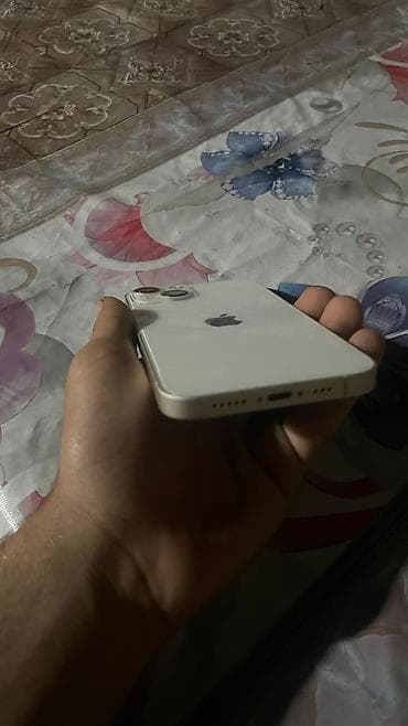 iphone 4s: IPhone 13, 128 GB, Ağ — 3