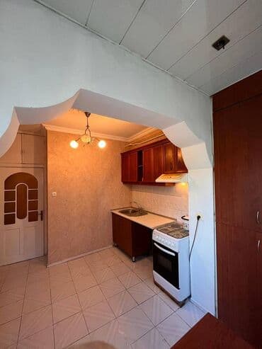 əcəmi evlər: Bakı, 2 otaqlı, Köhnə tikili, m. Memar Əcəmi, 60 kv. m — 10