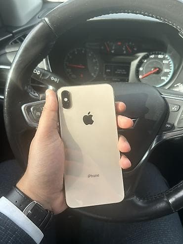 8 iphone: IPhone Xs Max, Gümüşü, Simsiz şarj — 2