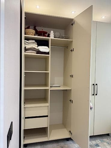 acilib yigilan stol: 4 qapılı, Siyirməli, Bej, Açılan, Düz dolab — 3