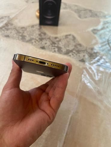 azercell modem satilir: IPhone 12 Pro, 128 GB, Graphite, Zəmanət, Simsiz şarj, Face ID — 7