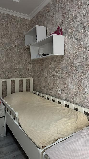 carpayı dəsti: Uşaq/yeniyetmə otağı üçün möhtəşəm mebel dəsti Komplekt tərkibi: - 2 — 3