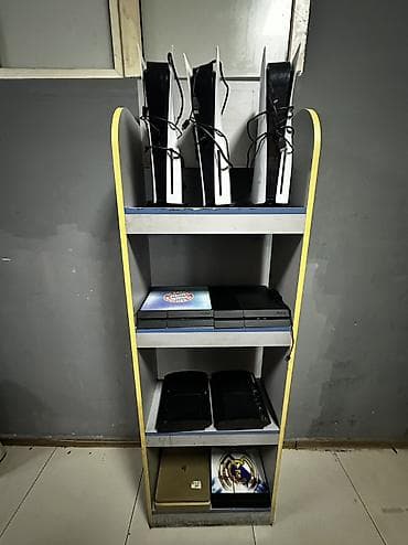 Playstation 5 - 3 eded Playstation 4 - 9 eded Playstation 3 - 5 — 8