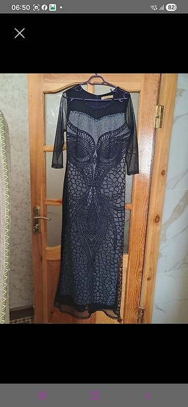 be: Zərif gecə libası – tünd göy/qara tonlarda, uzun model. - Üst qat — 1