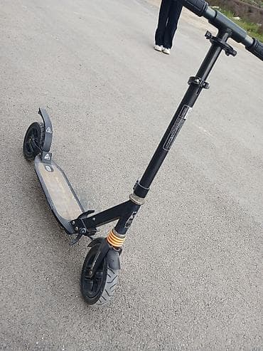elektrikli scooter 2 el: Cemi 3 ve 4defe surulub, cox yaxsi veziyetdedir. Ushagin hevesi — 1
