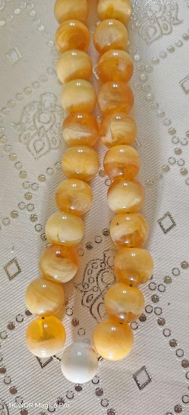 Бижутерия: Məhsul: Təsbeh kəhraba 60 ilin təsbehdi qiymet 760 real alıcya — 2