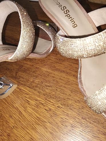 шляпа: ‼️25 AZN‼️ Model: İki zolaqlı açıq burunlu qadın şlapa-sandal Rəng — 2