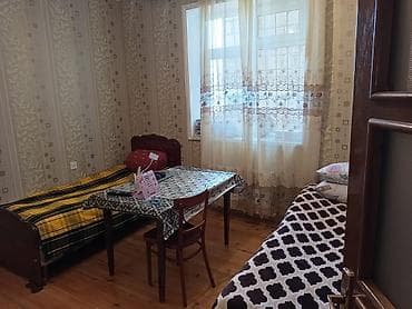neftcilerde bina evleri: TƏCİLİ SATILIR . 2 mərtəbəli 4.5 sotun içərisində 200 kv/m olan — 9