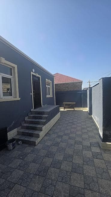 ev binə: 80 kv. m, 3 otaqlı — 2