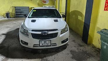 Chevrolet Cruze: 1.4 л | 2011 г. 306040 км Седан