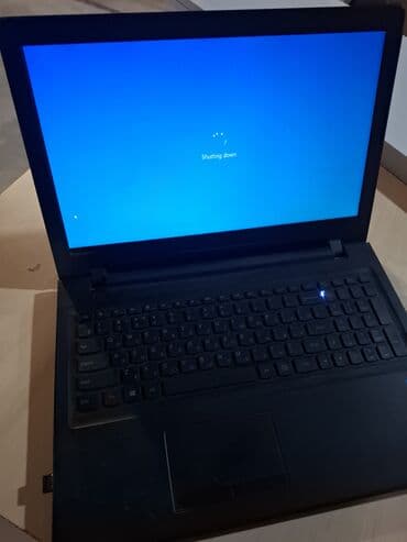 Lenovo noutbuk - Ekran: təxminən 15.6" LED - Klaviatura: tam ölçülü