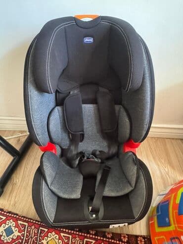 Chicco car seat