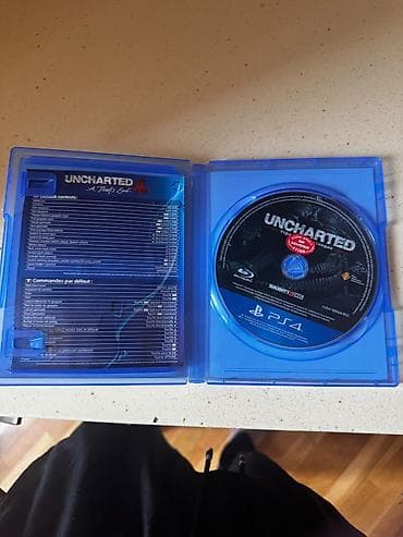 PS4 oyun diskləri – Uncharted: The Lost Legacy və Red Dead Redemption — 2
