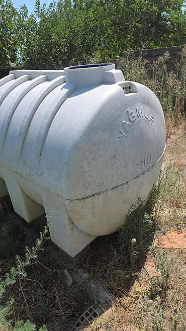 işlənmiş cən: Bak, Plastik, 2000 l l, İşlənmiş — 2