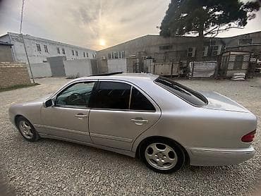 ravon 3: Mercedes-Benz E-Class: 3.2 l | 2001 il Sedan — 8