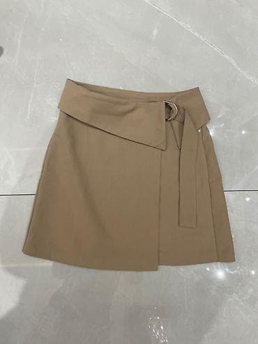 Zara ətək. S ölçü. Yeni kimidir. Əlaqə üçün Whatsapp’a yazın zəhmət