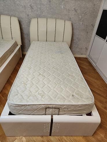 qazon satilir: İşlənmiş, Təknəfərlik çarpayı, Bazalı, Matras ilə, Türkiyə — 2