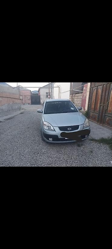 lada priora universal: Kia Rio: 1.5 l | 2007 il Hetçbek — 6
