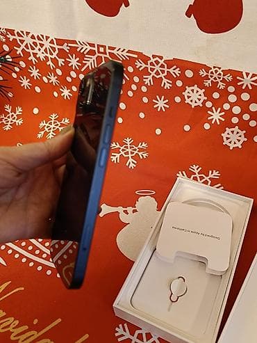 iphone 13 ekran: IPhone 13, Qara — 3