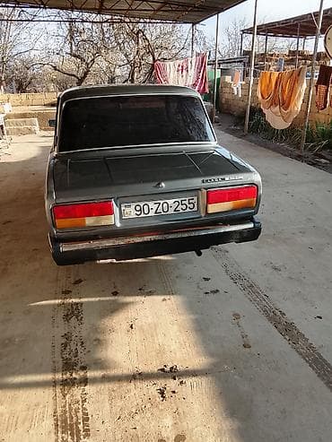 Avtomobil satışı: Lada 2107 sedan 2010 - Kuzov: 4 qapılı sedan, tünd yaşıl/boz rəng — 1