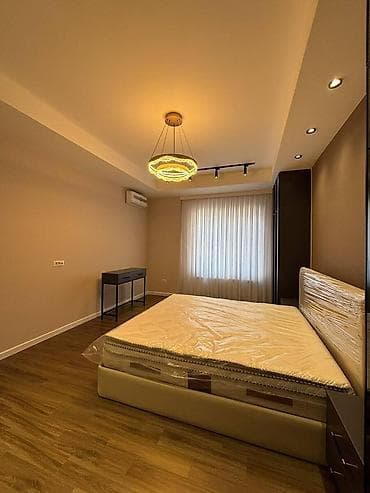 Mənzillər: İcarəyə verilir 3 otaqlı yeni tikili 140 m², Ağ şəhər q. Kateqoriya — 10