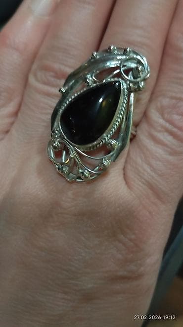 gumuş üzuk: Серебро 925 пробы. Камень натуральный Турмалин шерл звёздчатый! кольцо — 8