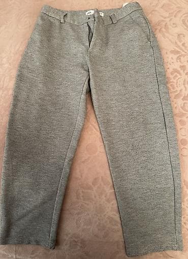 детские вещи 8 лет: Boz rəngli uşaq şalvarı

Zaranindi 8-9yas geyinilib — 1