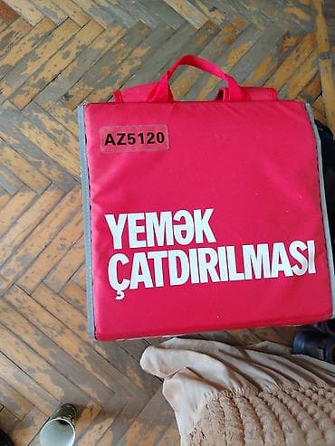 Yemək çatdırılması üçün termo çanta - Rəng: qırmızı - Üzərində iri