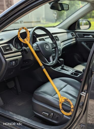 disk teker mersedes: İki tərəfli avtomobil sükanı kilidi - Tip: Mexaniki sükan kilidi — 1