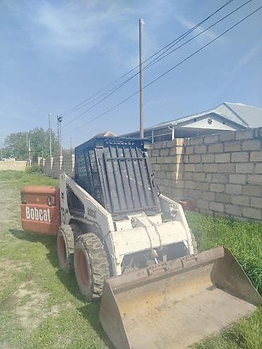 opel zafira radiator: Bobcat 751 mini‑yükqaldıran (skid steer) satılır/icarə üçün. İşlək — 1