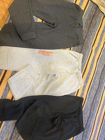 Uşaq üçün üçlü idman şalvarı dəsti Hamısı ela veziyyetde.az geyilib