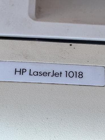 poco m4 pro 5g: HP brendi printer modeli LaserJet 1018 diralinib ama isdifade — 3