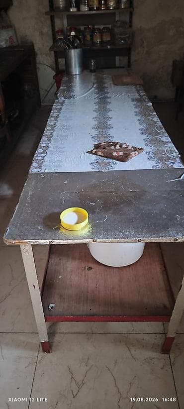 Restoran, kafe avadanlığı: Kafe baglandigi ucun butun esyalar serfeli qiymete satilir.Tecili — 6