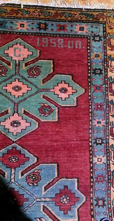 qapi dekoru: Xalça Azərbaycan, Kredit yoxdur — 1