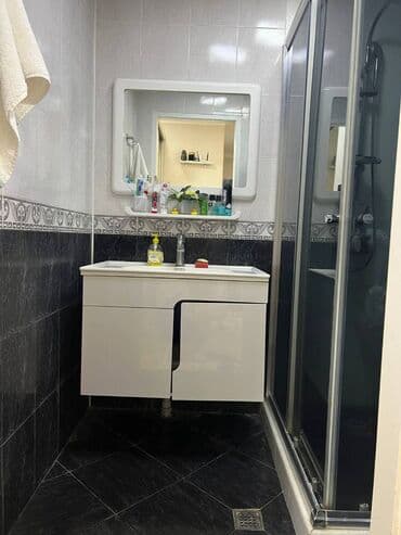 maştağada satdıq evlər: 8-ci kilometr, 2 otaqlı, Yeni tikili, m. Neftçilər, 100 kv. m — 15