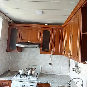 metbex mebelleri sifarisi: Mətbəx mebeli dəsti - Künc yerləşimli üst və alt şkaflar: qoz rəngli — 4