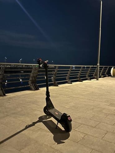 Elektrikli samokatlar: Elektrik skuter - Şəhərdaxili sürətli və rahat hərəkət üçün kompakt — 2