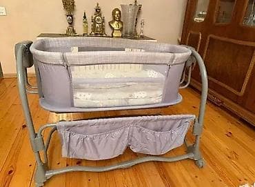 Rəxşəndə🦋 Beşik satılır. Qiymət 60 manat. Yellənməyində problem var