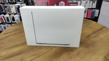 Apple MacBook, 13.5 ", Apple M2, 256 GB