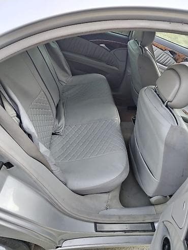 2000 bmw 320i: Mercedes-Benz E-Class: 2.7 l | 2002 il Sedan — 4