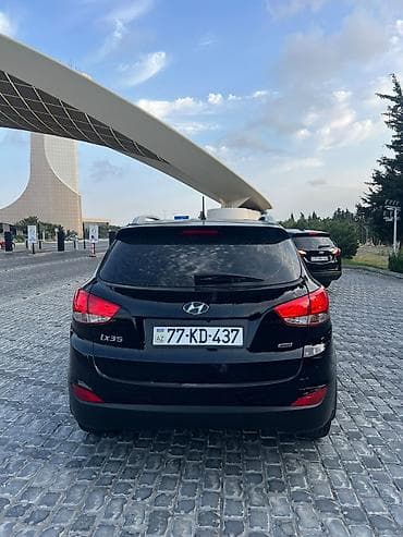 p4 disk: Hyundai ix35, qara rəng, şəhər və ailə istifadəinə uyğun yığcam — 6
