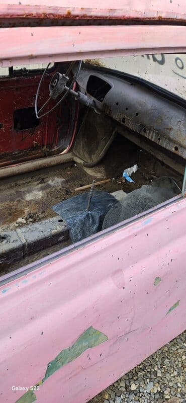 Yan və salon güzgüləri: Klassik sovet minik avtomobili – layihə üçün ideal kuzov — 4