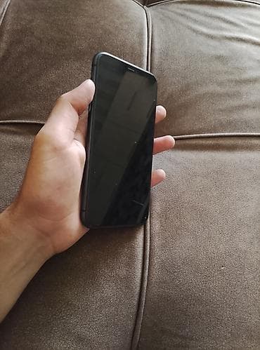iphone original adapter: IPhone 11, Qara, Simsiz şarj — 2