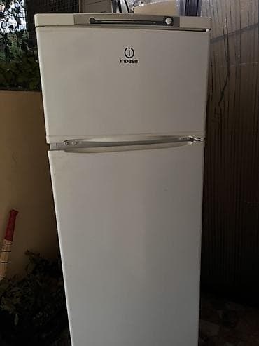 nomre satilir: İşlənmiş 2 qapılı Indesit Soyuducu Satılır, rəng - Ağ — 2