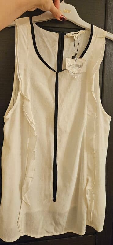 gece koynekleri: Brend: Koton Model: Qolsuz bluz - Rəng: Ağa yaxın krem, qara kontrast — 2